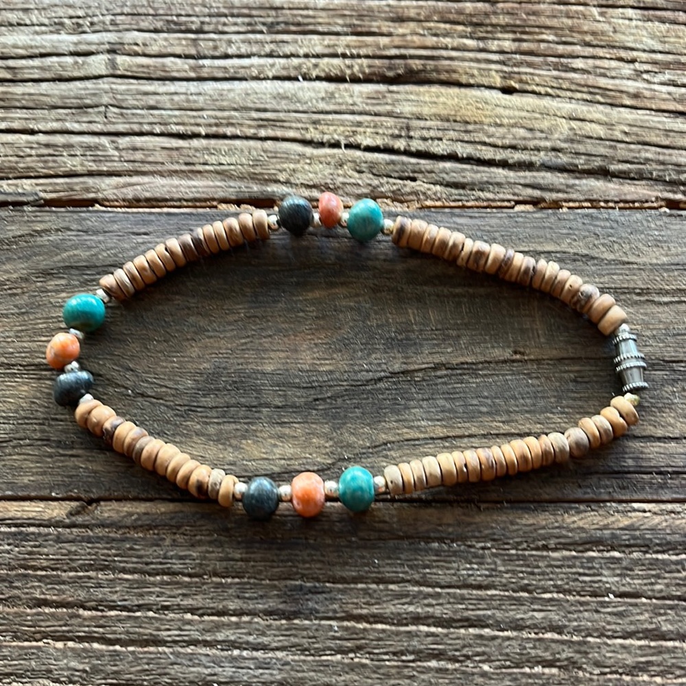 Puka shell anklet with colored beads adornments